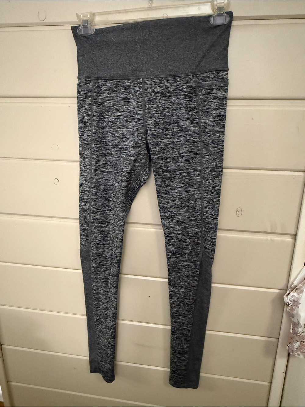 Athleta Exhale Heel Tight size medium